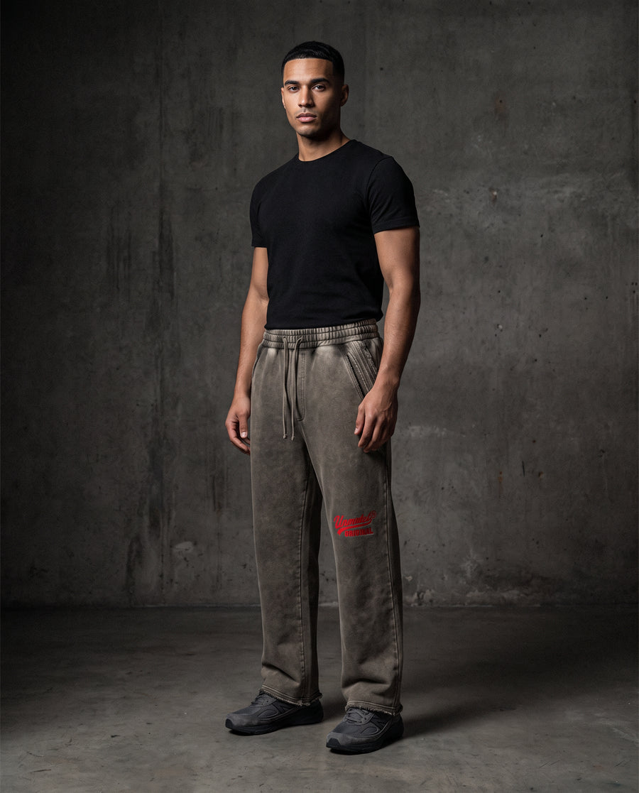 Unmuted Snow Washed Raw-Edge Sweatpants